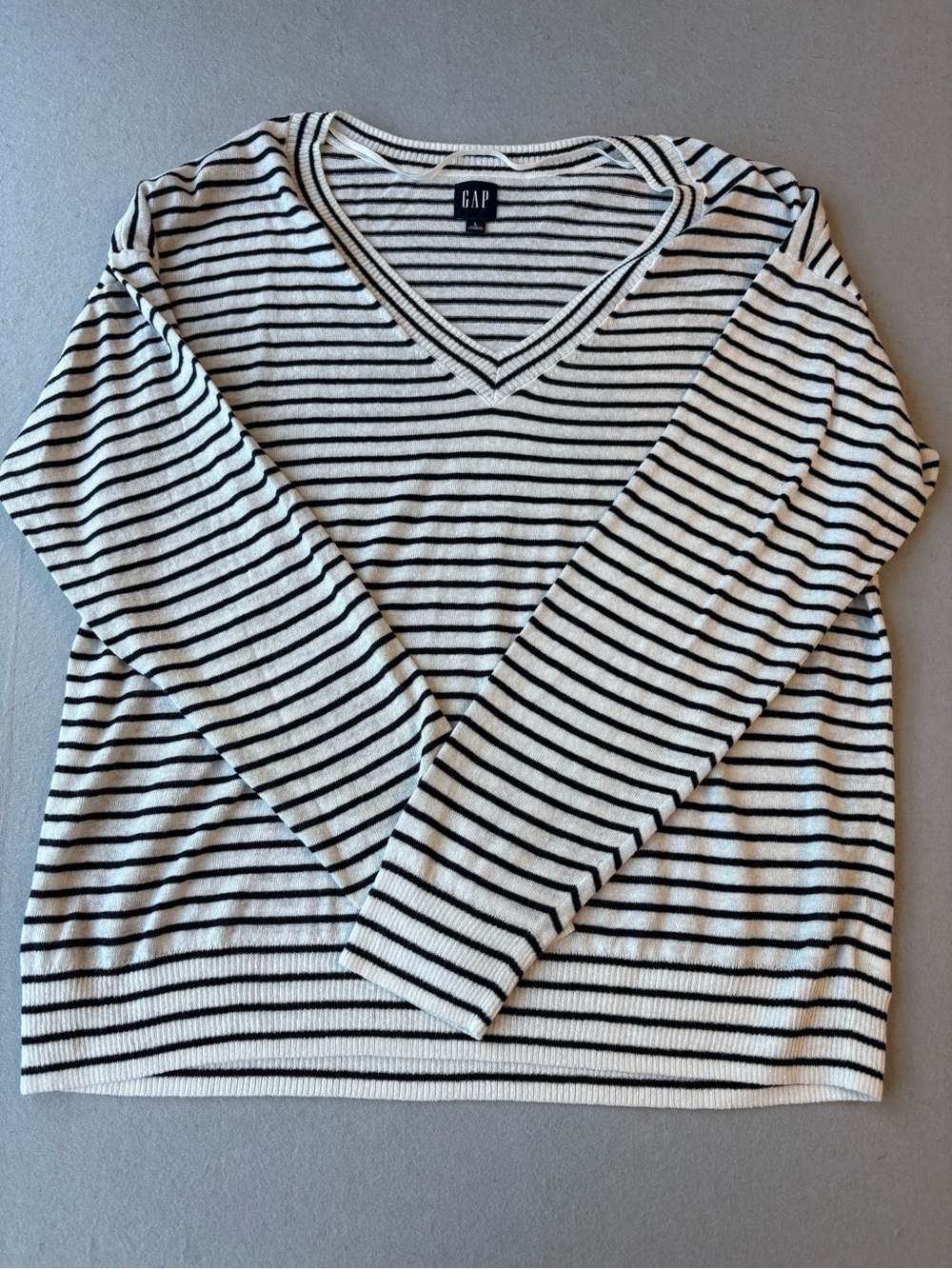 GAP White Navy Striped Linen Blend V-Neck Lightweight Sweater Women’s Sz L